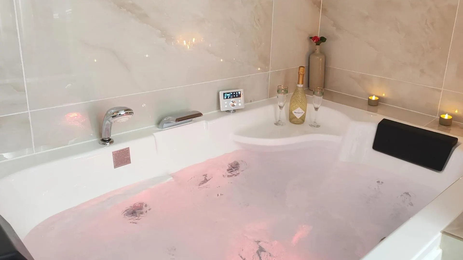 Appartement Bulle D'Antan En Coeur De Ville - Monument Classe Historique - Grand Jaccuzi Castres